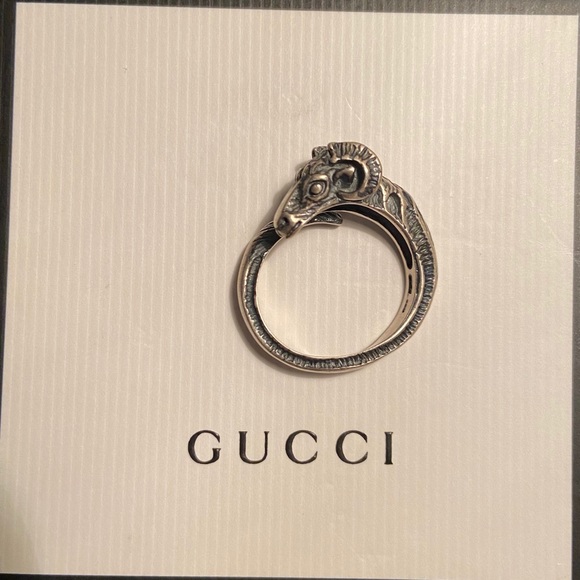 gucci ram ring